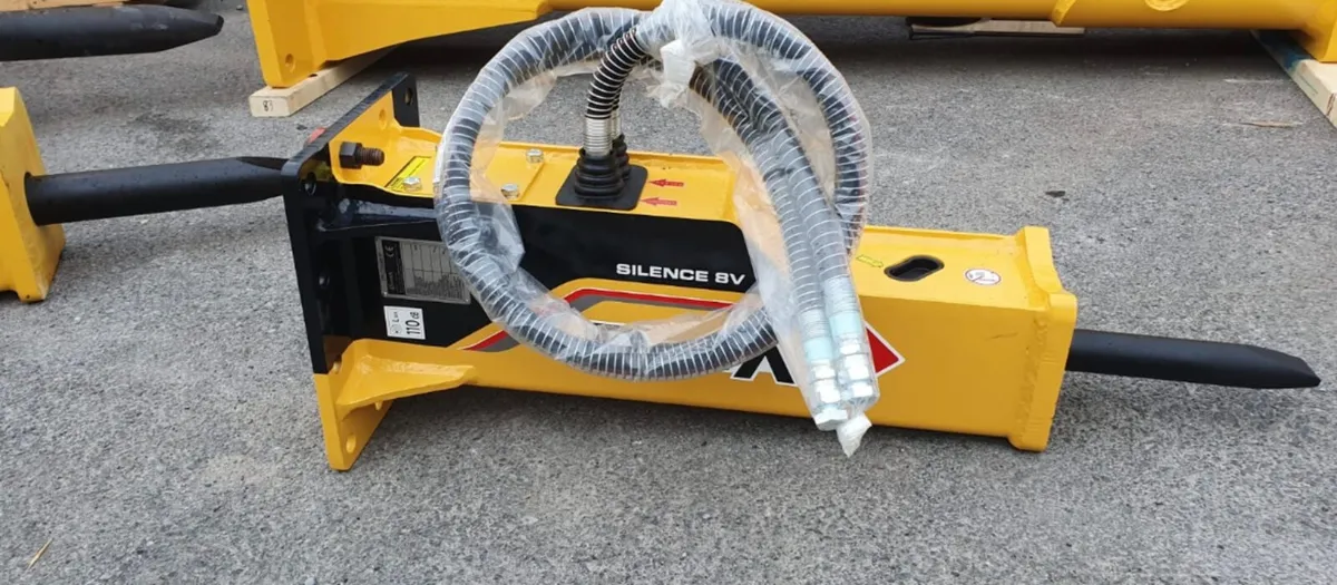 Full Range of D&A Rock Breakers and spare parts - Image 3