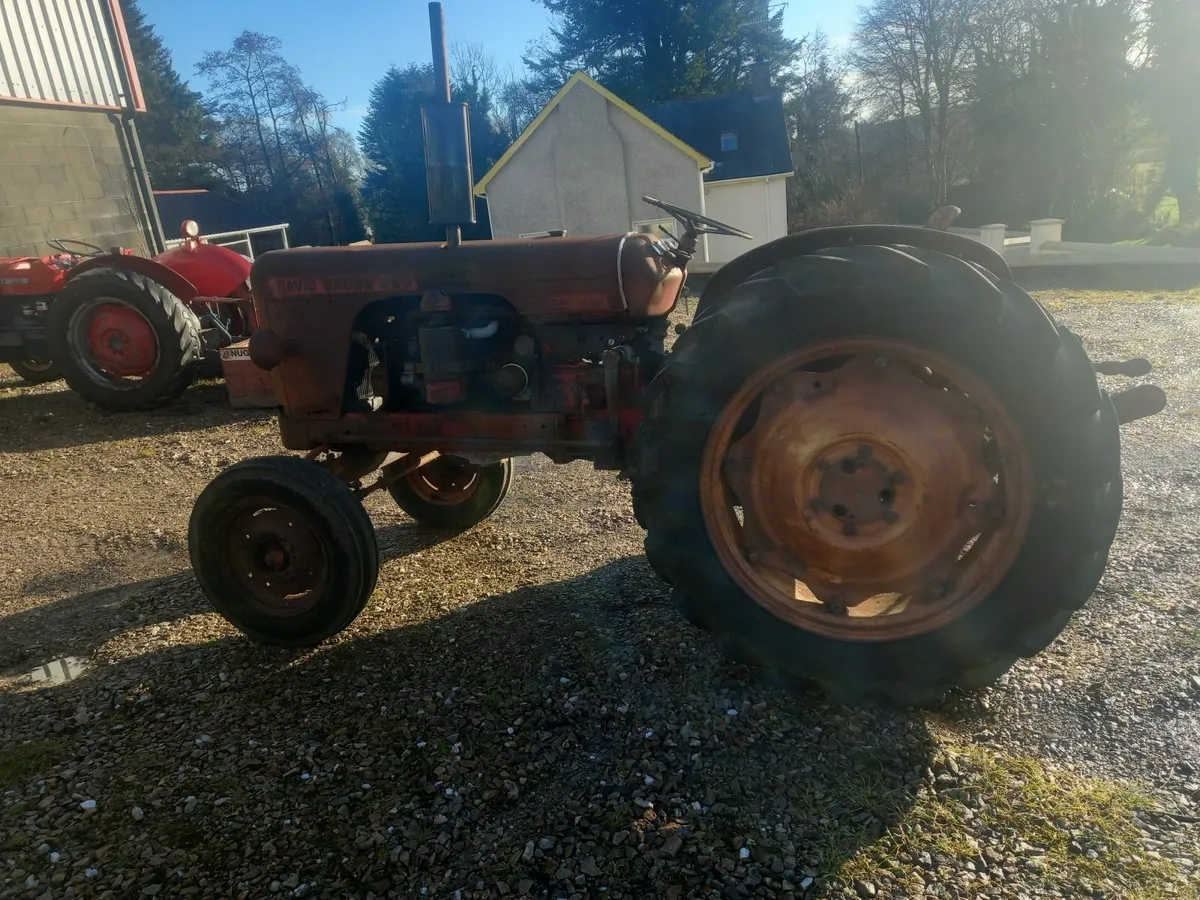 Vintage tractor - Image 1