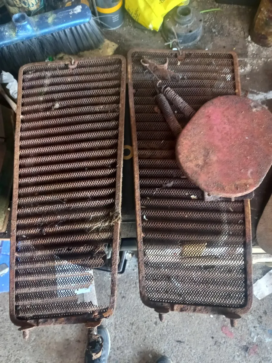 Vintage tractor - Image 3