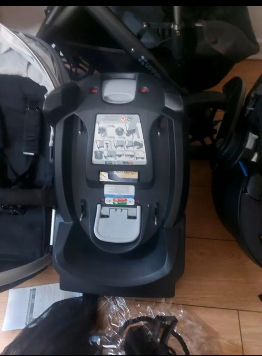 Uppababy vista travel system - Image 2