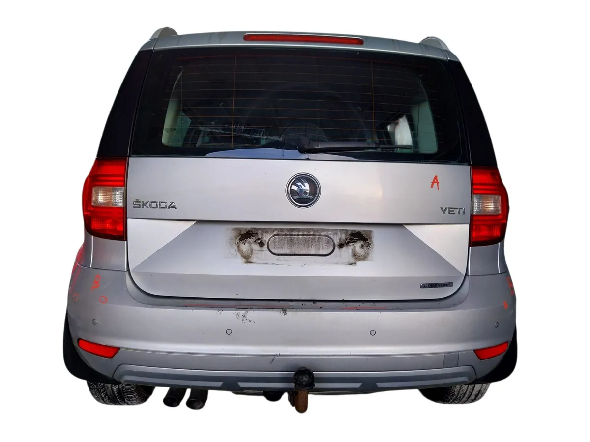 2014 SKODA YETI For Breaking/Dismantling - Image 2