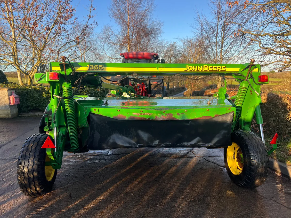 John Deere 1365 Mower - Image 4