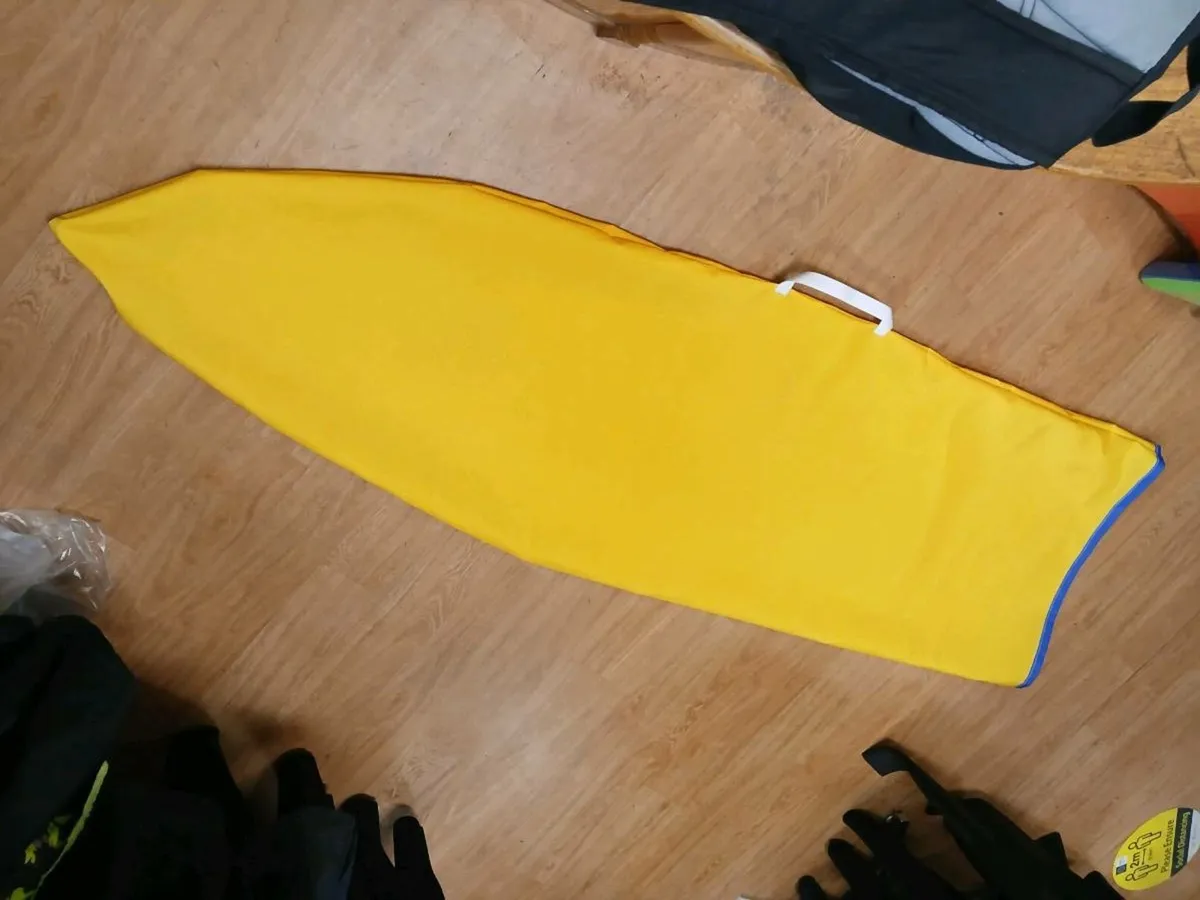 SALE: Surfboard bag , new, unused, for 6'8" - Image 1