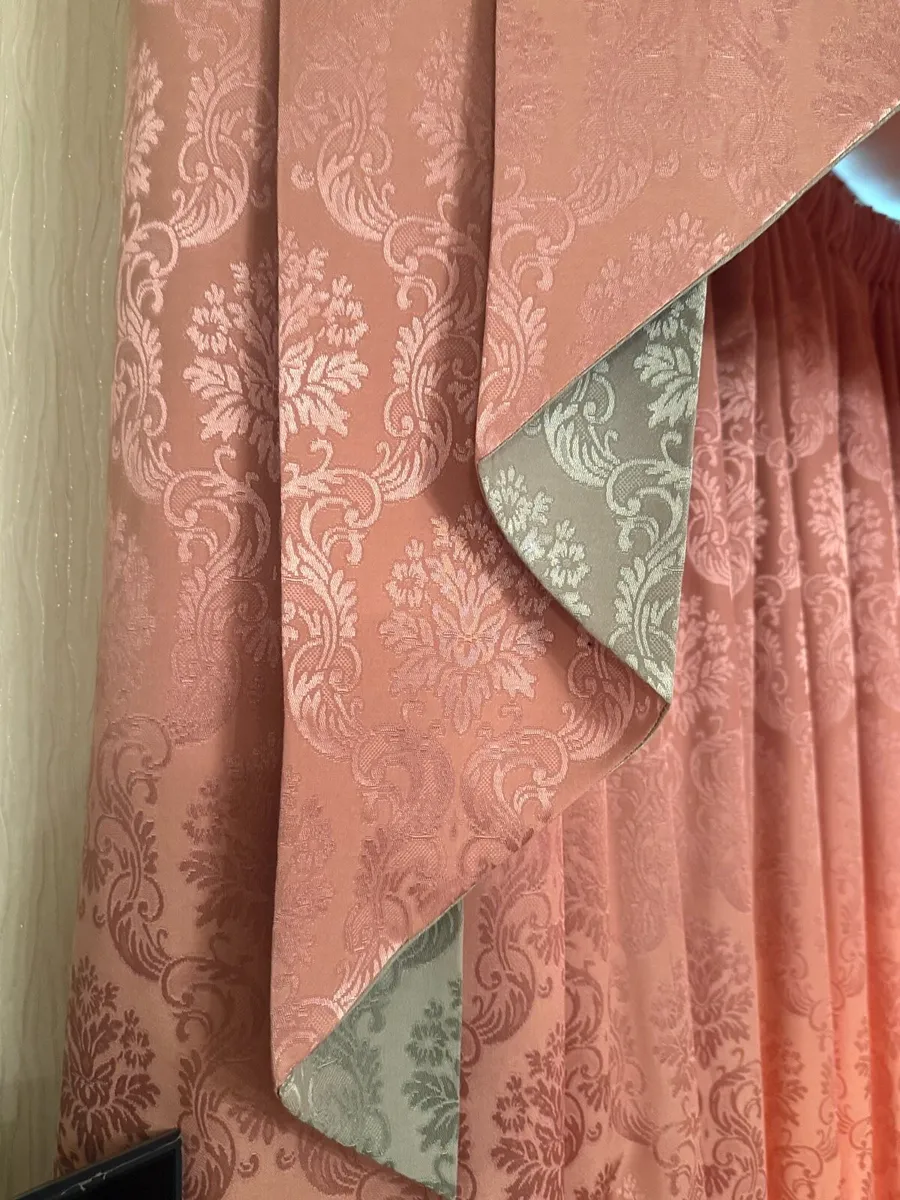 Curtains - Image 3