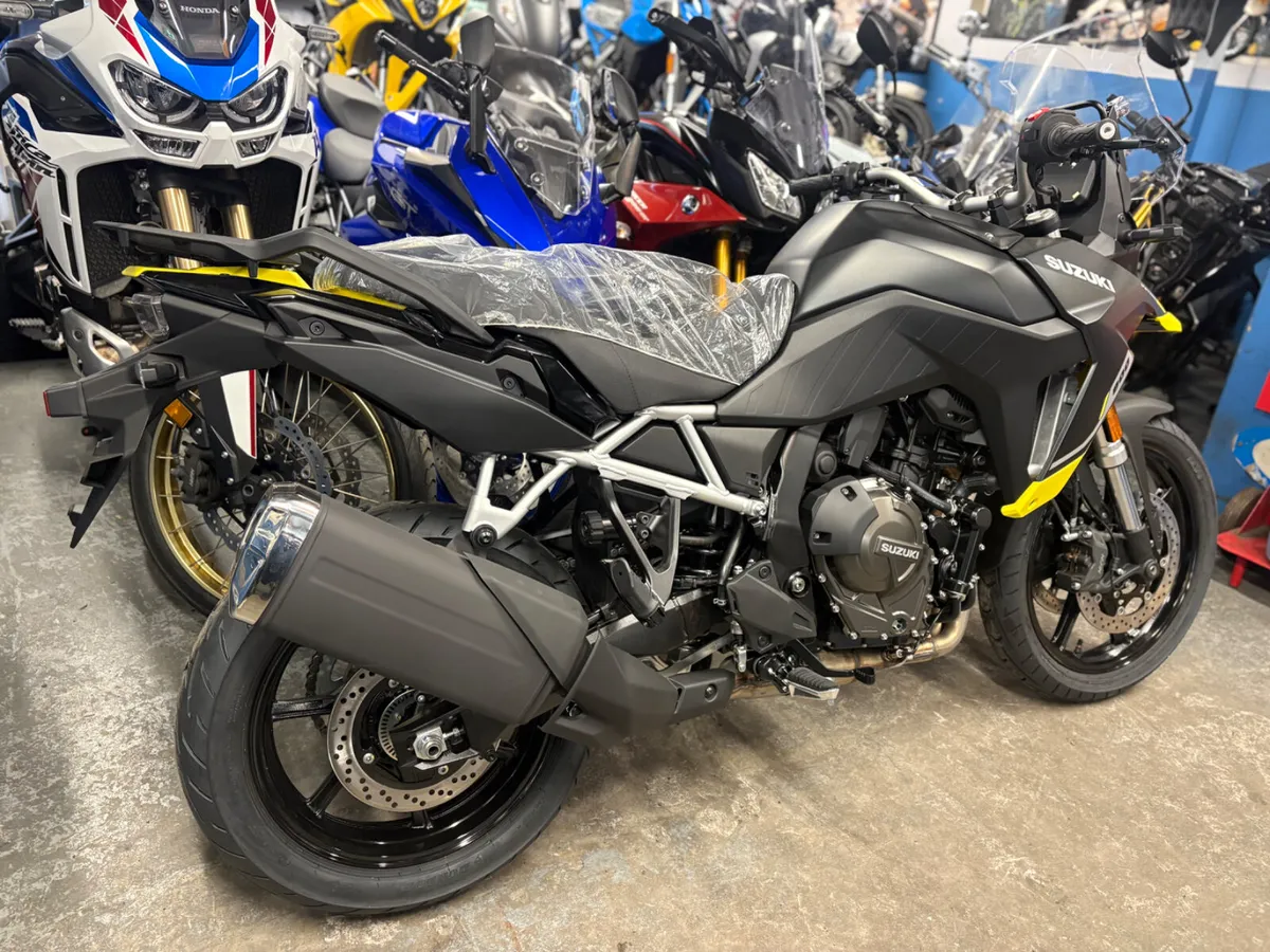 BRAND NEW 2026 SUZUKI DL800RE. - Image 3