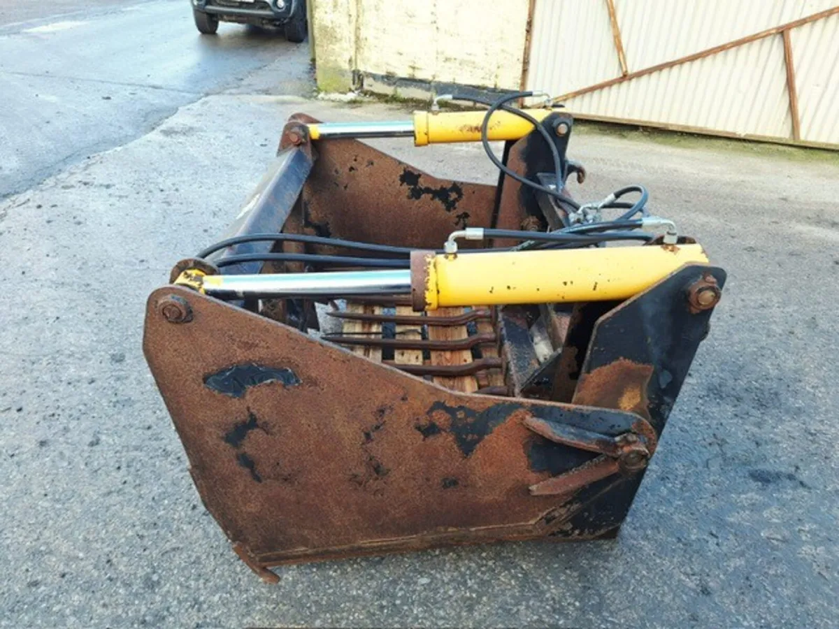 Rossmore 4'4" Shear Grab - Image 4