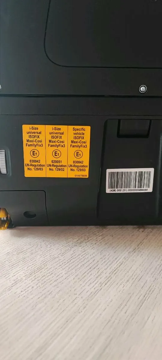 Maxi-Cosi FamilyFix3 Isofix Base 0-18kg - Image 4