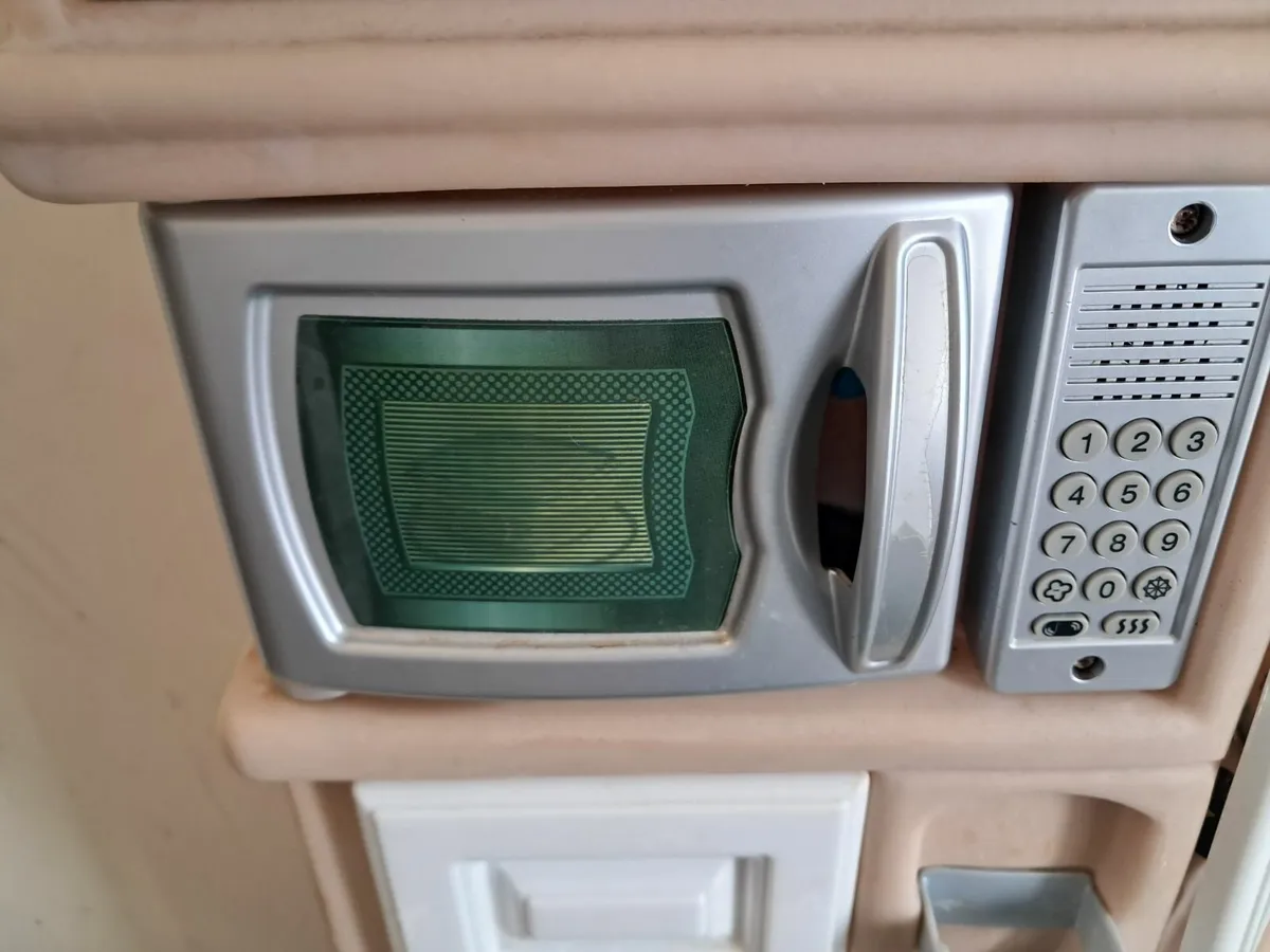 Play kitchen - Image 2