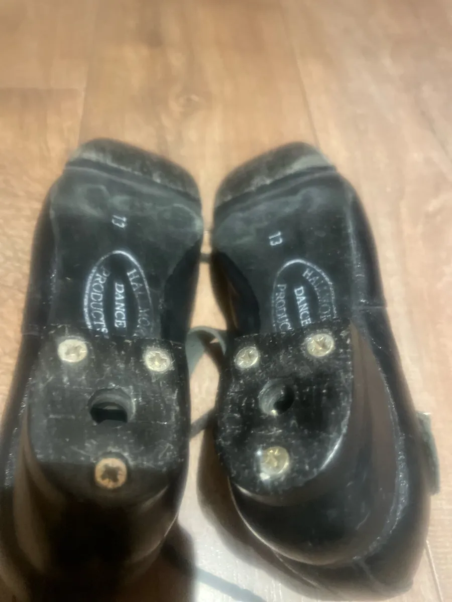 Irish dancing shoe (hard shoe) - Image 1