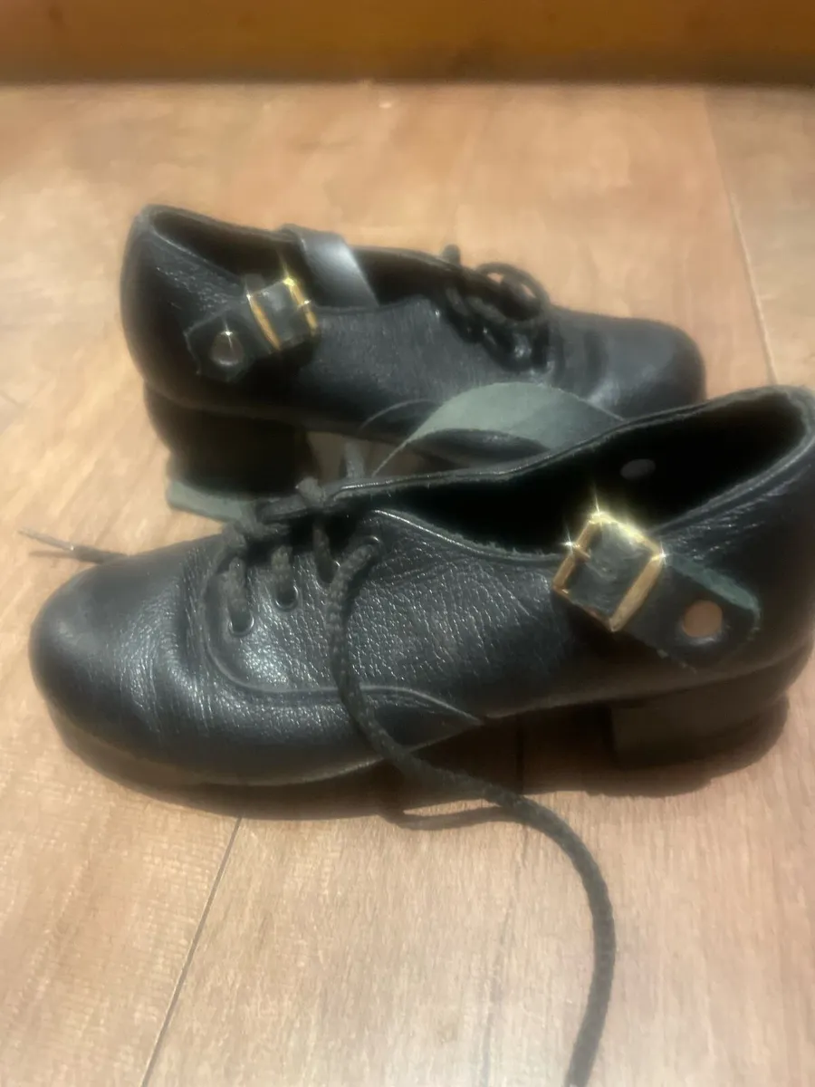Irish dancing shoe (hard shoe) - Image 4