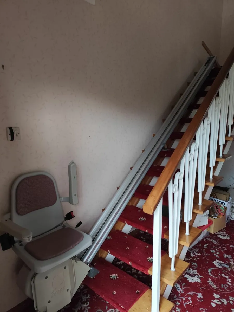 Stair lift - Image 1