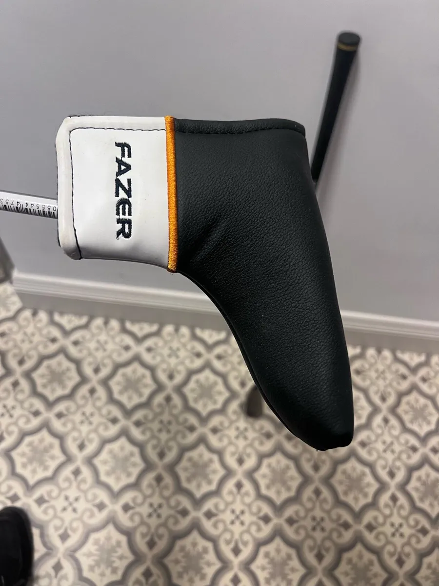 Pitch & Putt set - Unwanted gift - Image 1