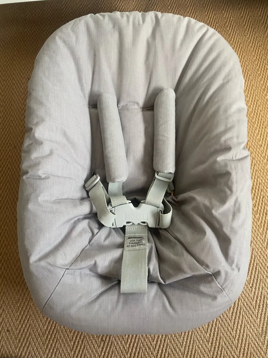 Stokke Tripp Trapp® Newborn Set with toy hanger - Image 4