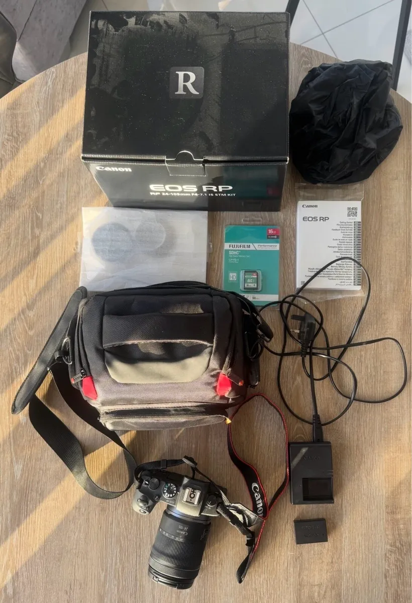 Camera equipment - Image 1