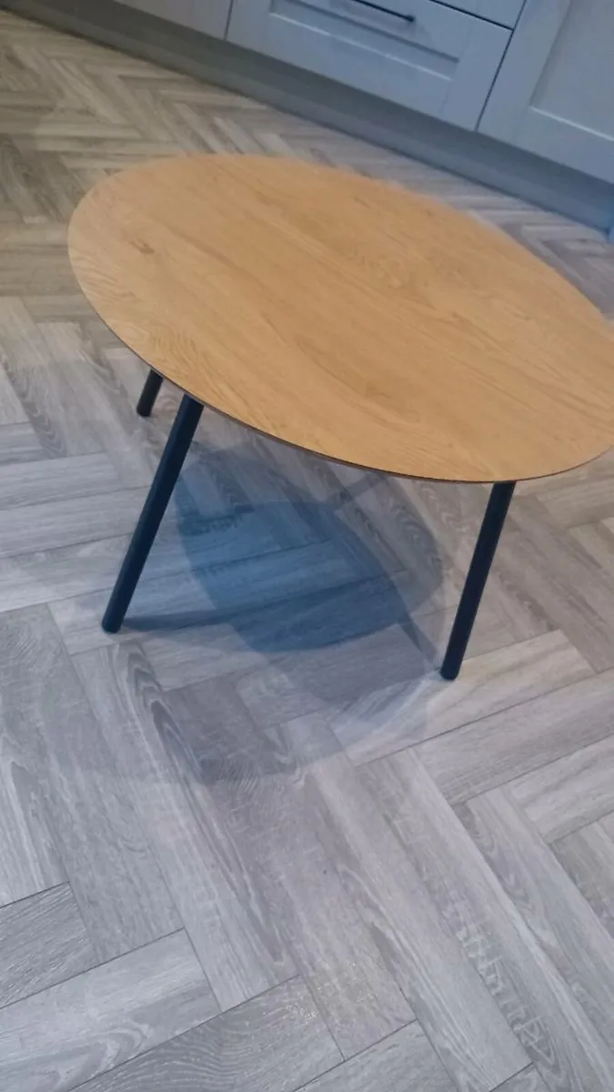 Coffee table - Image 1