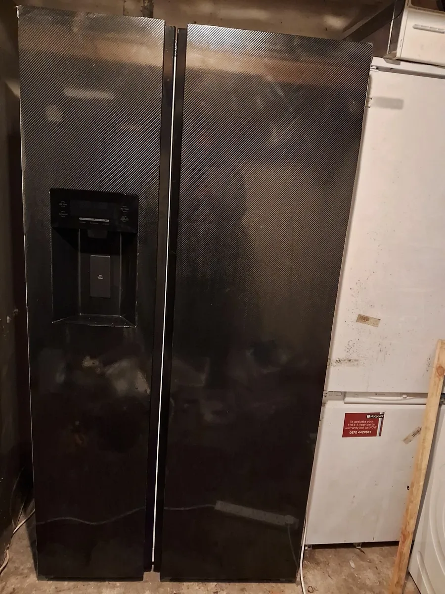 EX DISPLAY BRAND NEW AMERICAN FRIDGE AND FREEZER - Image 1
