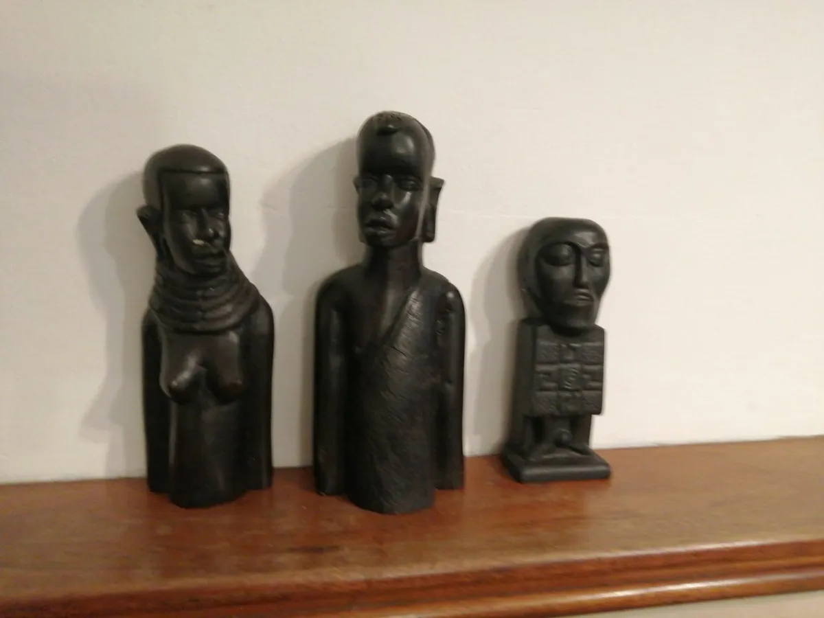 African wooden statues