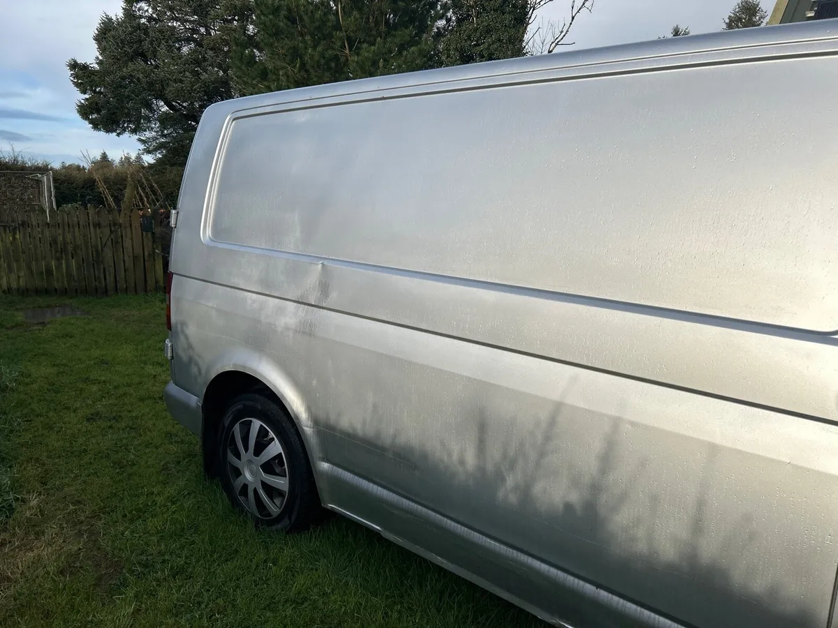 VW T5 panel van - Image 4