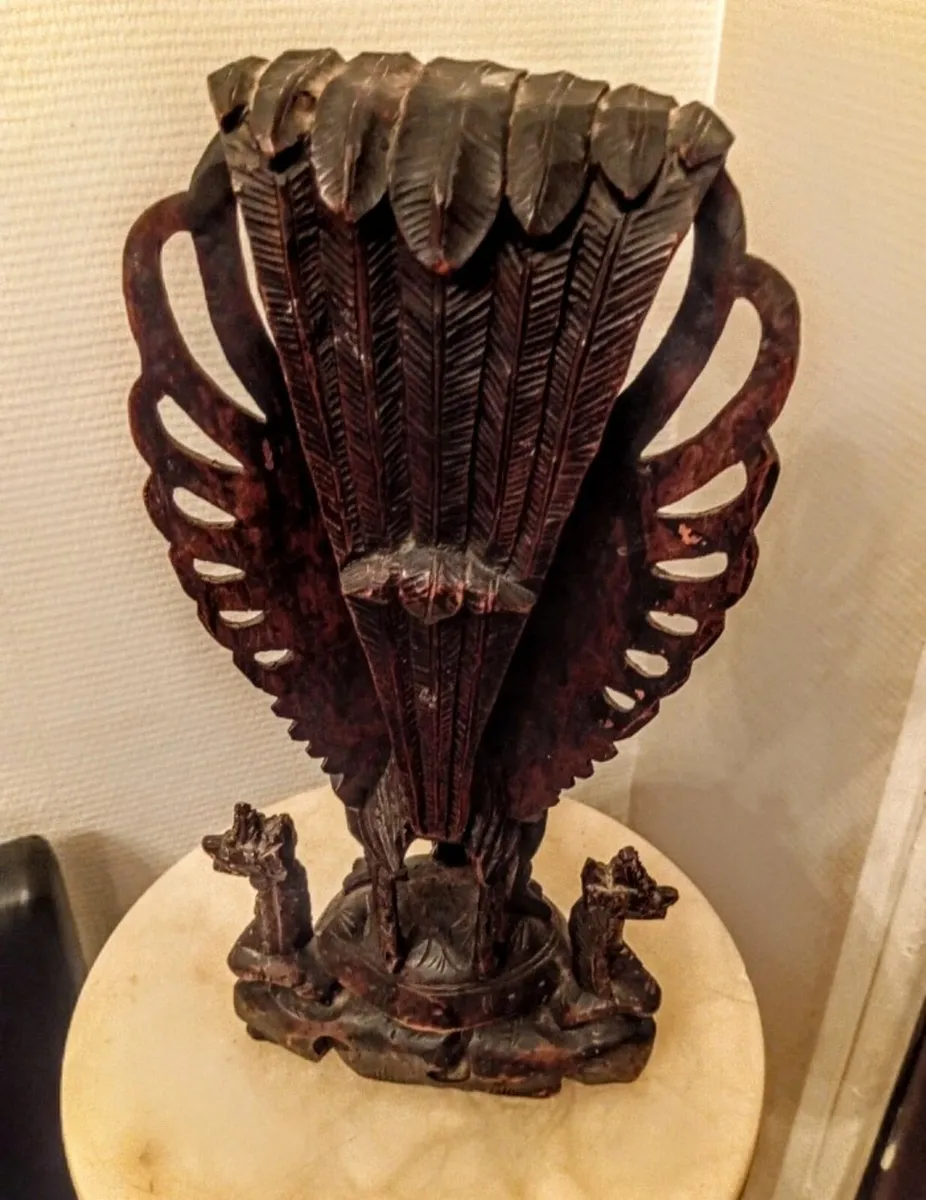 Handcarved wooden statue - Image 2