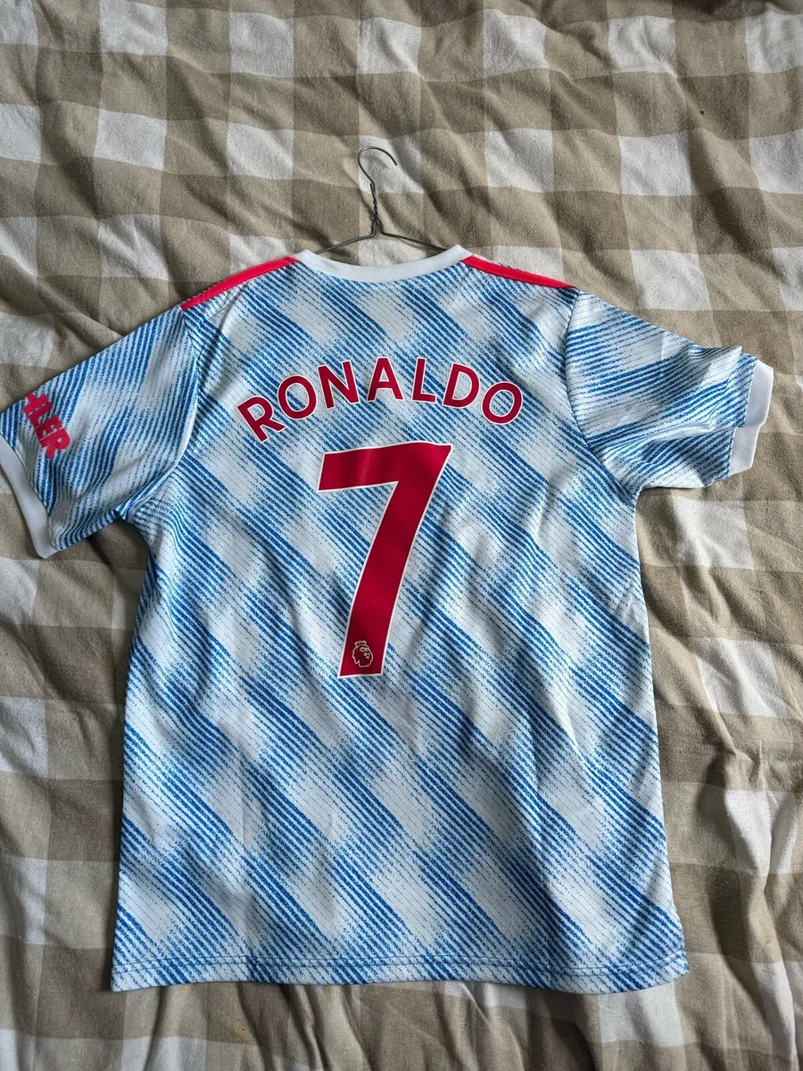 Manchester United 2021/22 away jersey Ronaldo - Image 2
