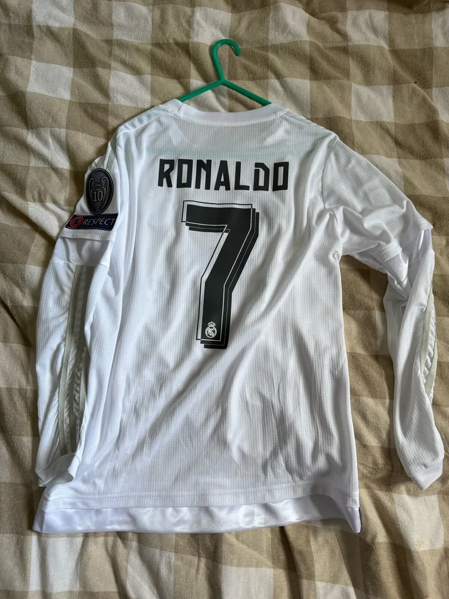 Rea Madrid 2015/16 home Ronaldo jersey - Image 2