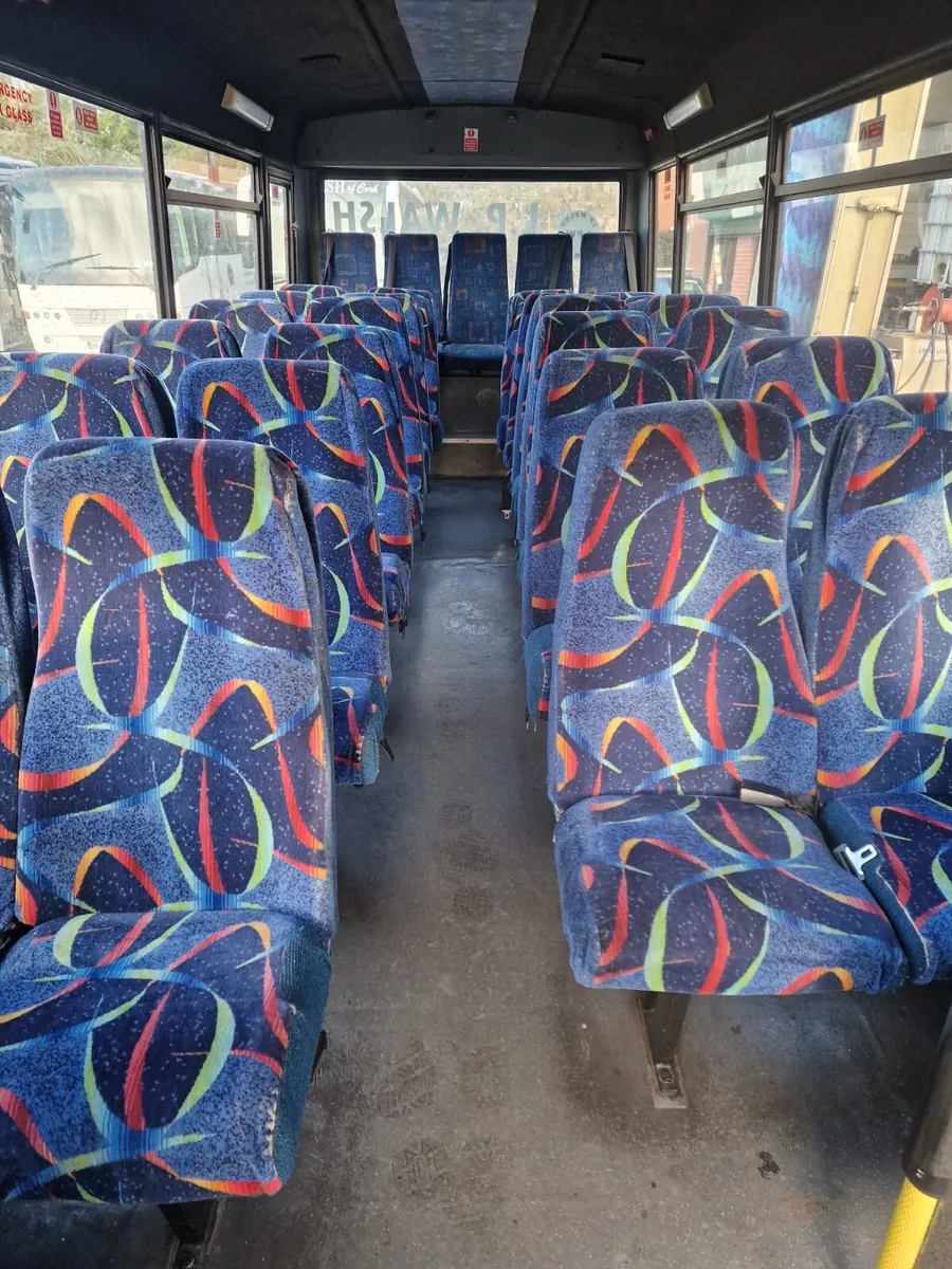 Mercedes 814 - Image 3