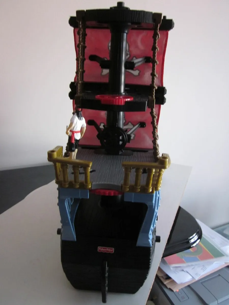 Fisher Price Imaginext Black/Red Pirate Ship 2006 - Image 3