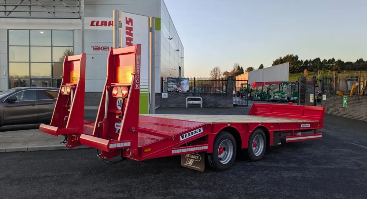 New Redrock twin axle 19 Ton low loader - Image 1