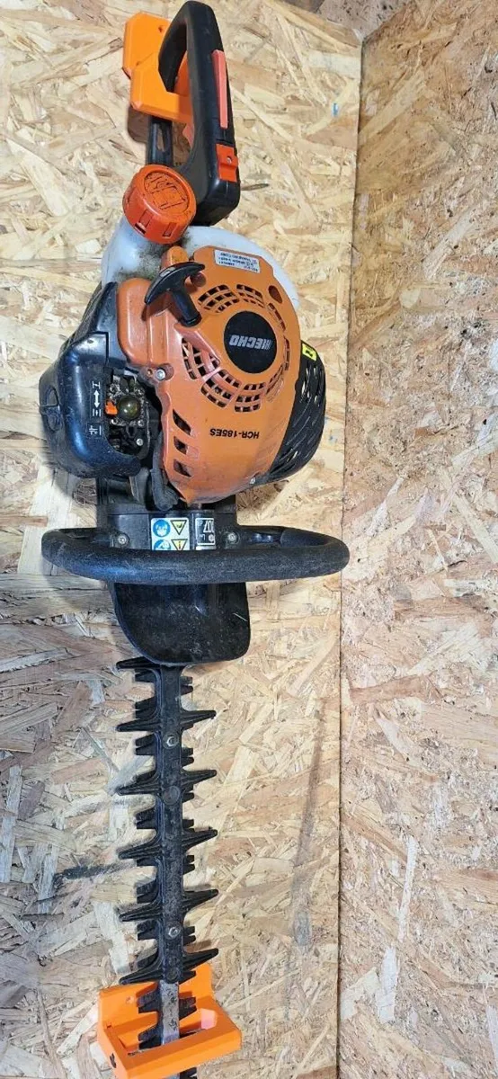 Chainsaw/hedgetrimers ect storage solutions - Image 3