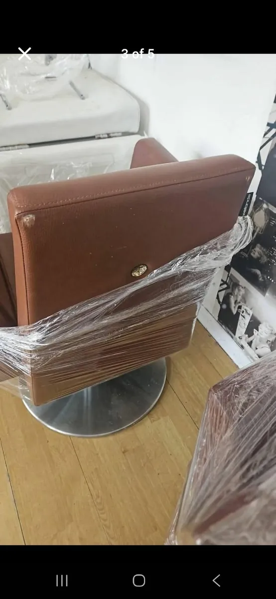 Hair Dressing Section - Image 4