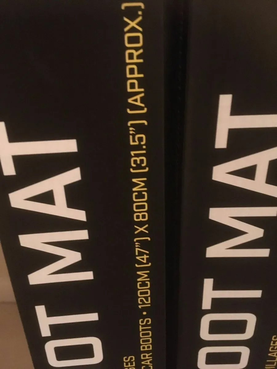 Brand New in Box Car Boot Protective Mat - Image 3