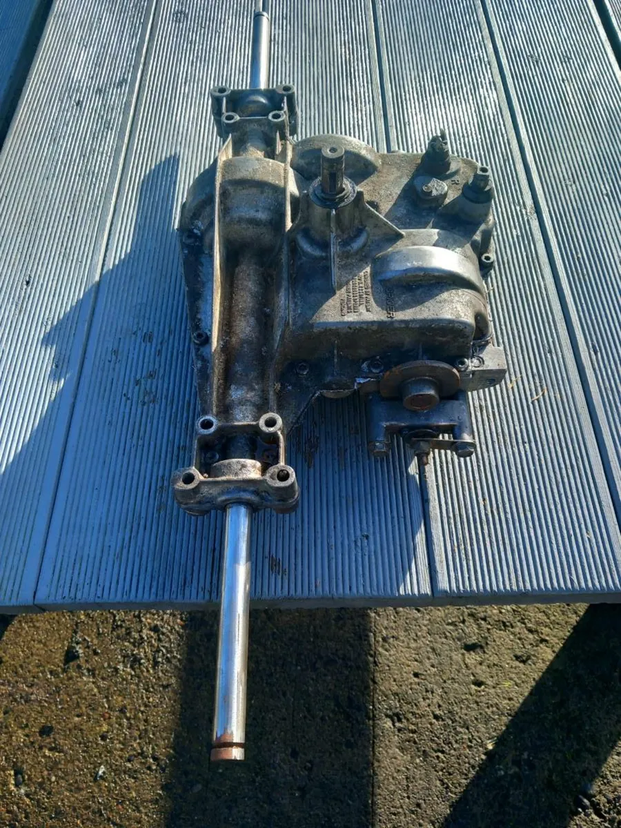 Castlegarden spicer Dana manual gearbox for sale - Image 2