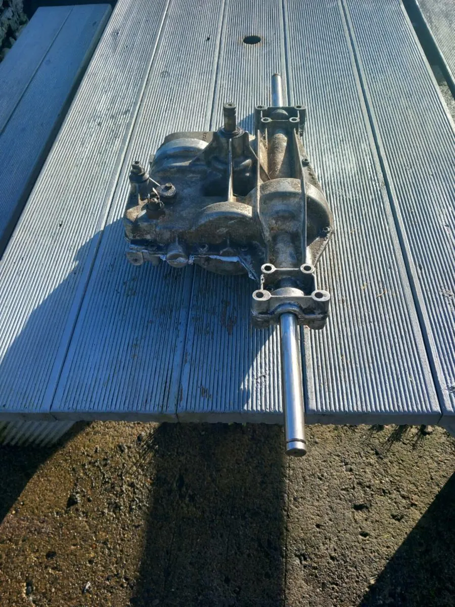 Castlegarden spicer Dana manual gearbox for sale - Image 4