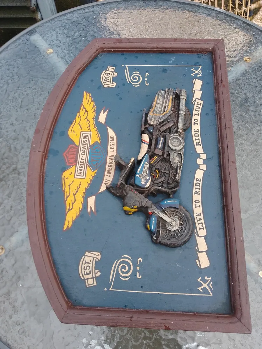 Harley davidson wooden signs - Image 1