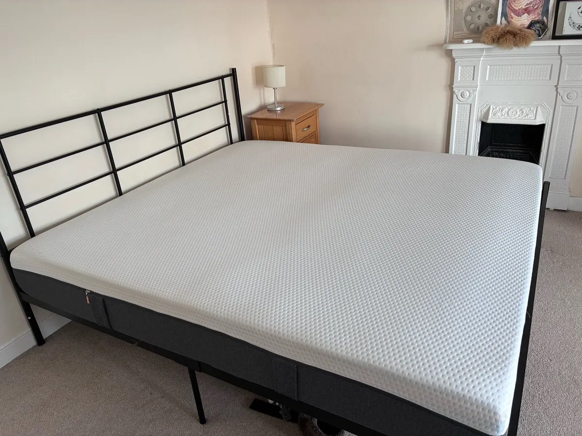 Super King Emma Luxe Cooling Mattress + Frame - Image 2