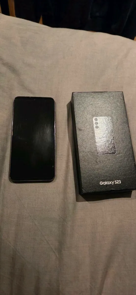 Samsung S23 - Image 3