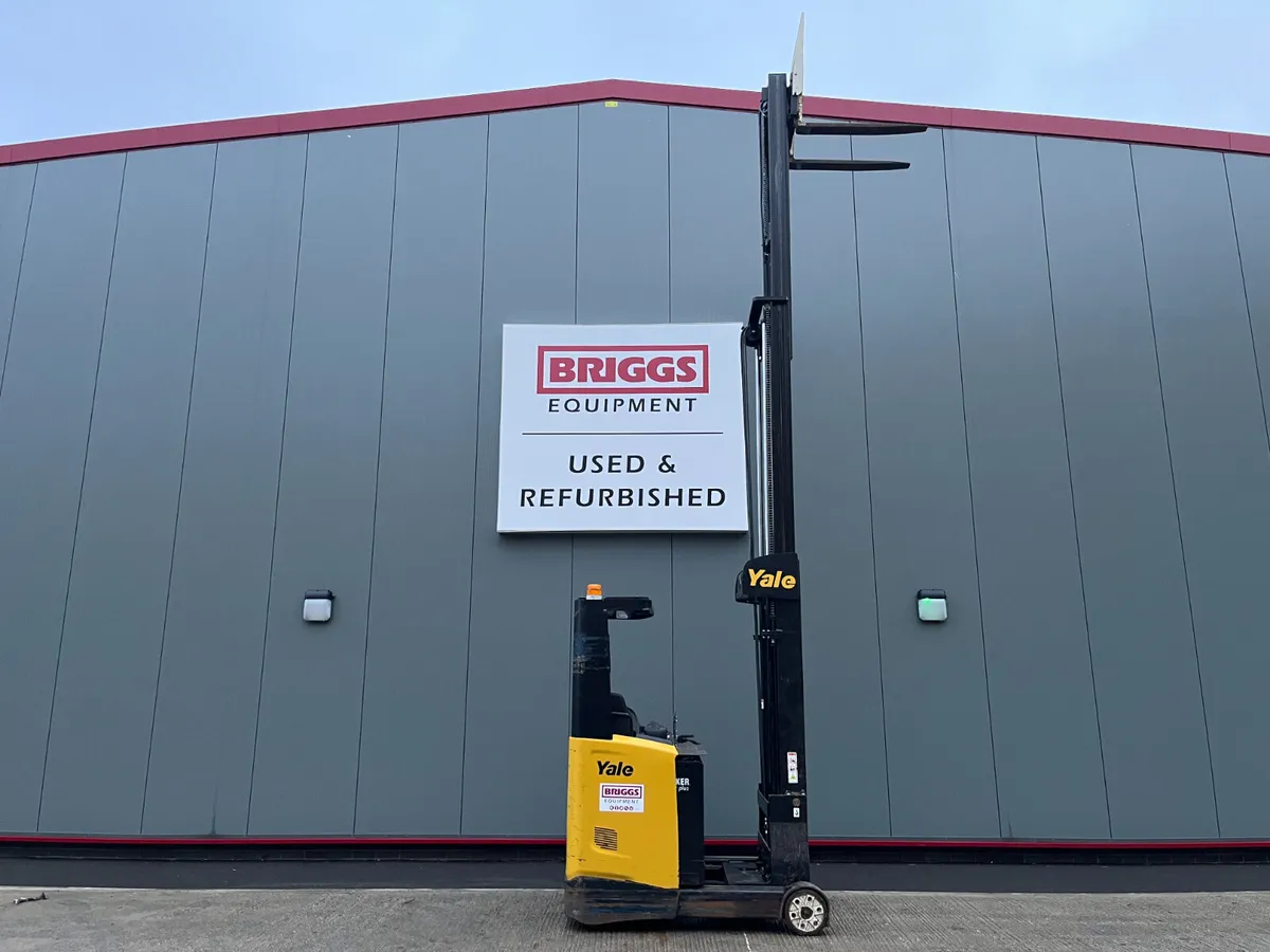 [1] 2020 Yale MR14 Reach Truck (REF: 11887) - Image 2