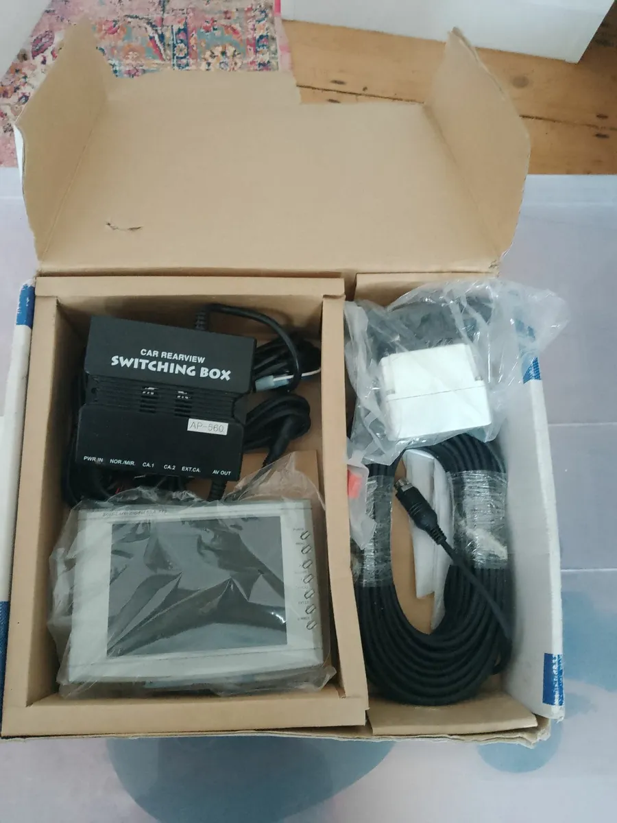 Camper reversing camera - Image 2