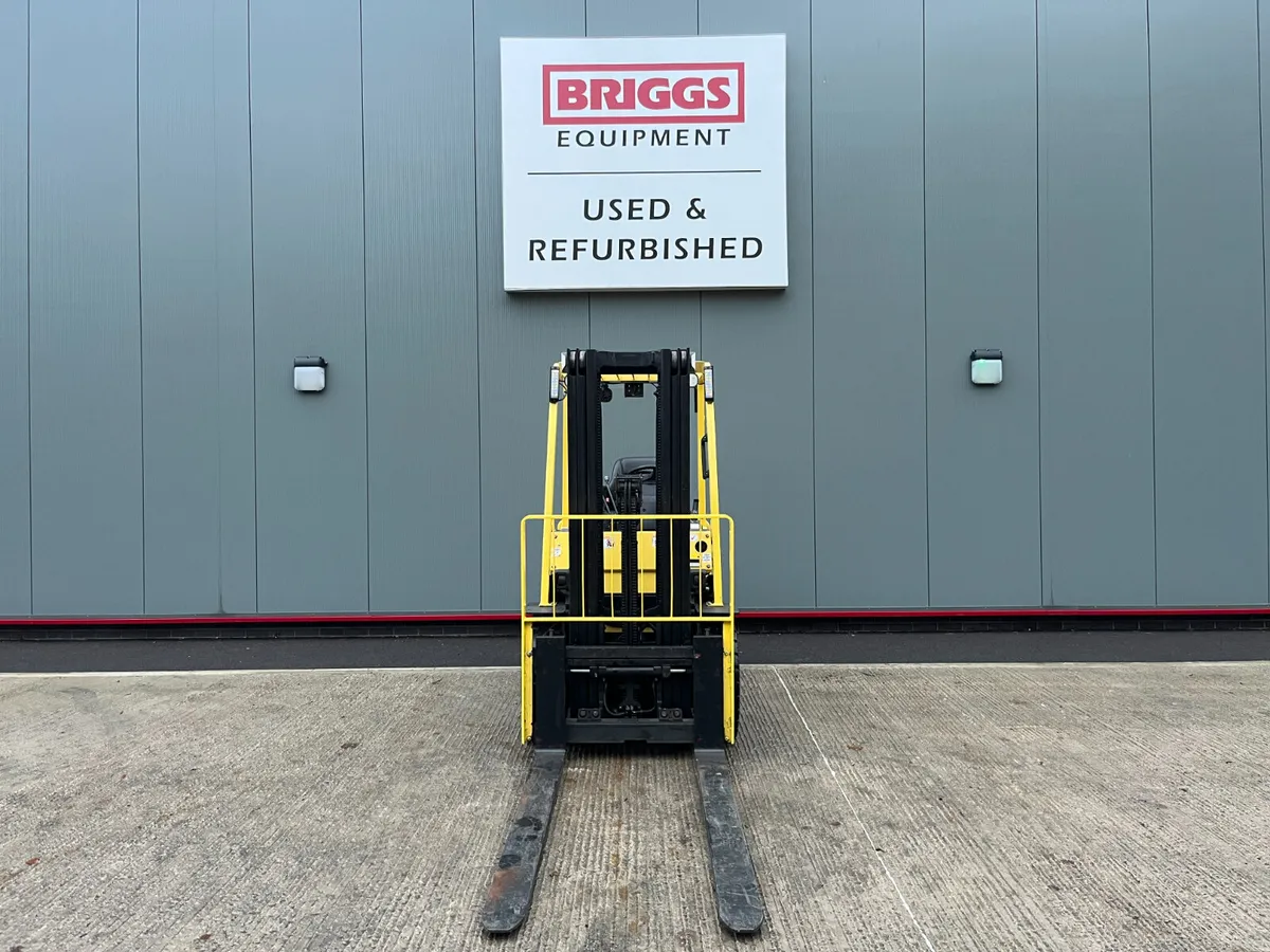 [1] 2018 Hyster H3.0XT Forklift (REF: 18DCB109) - Image 2