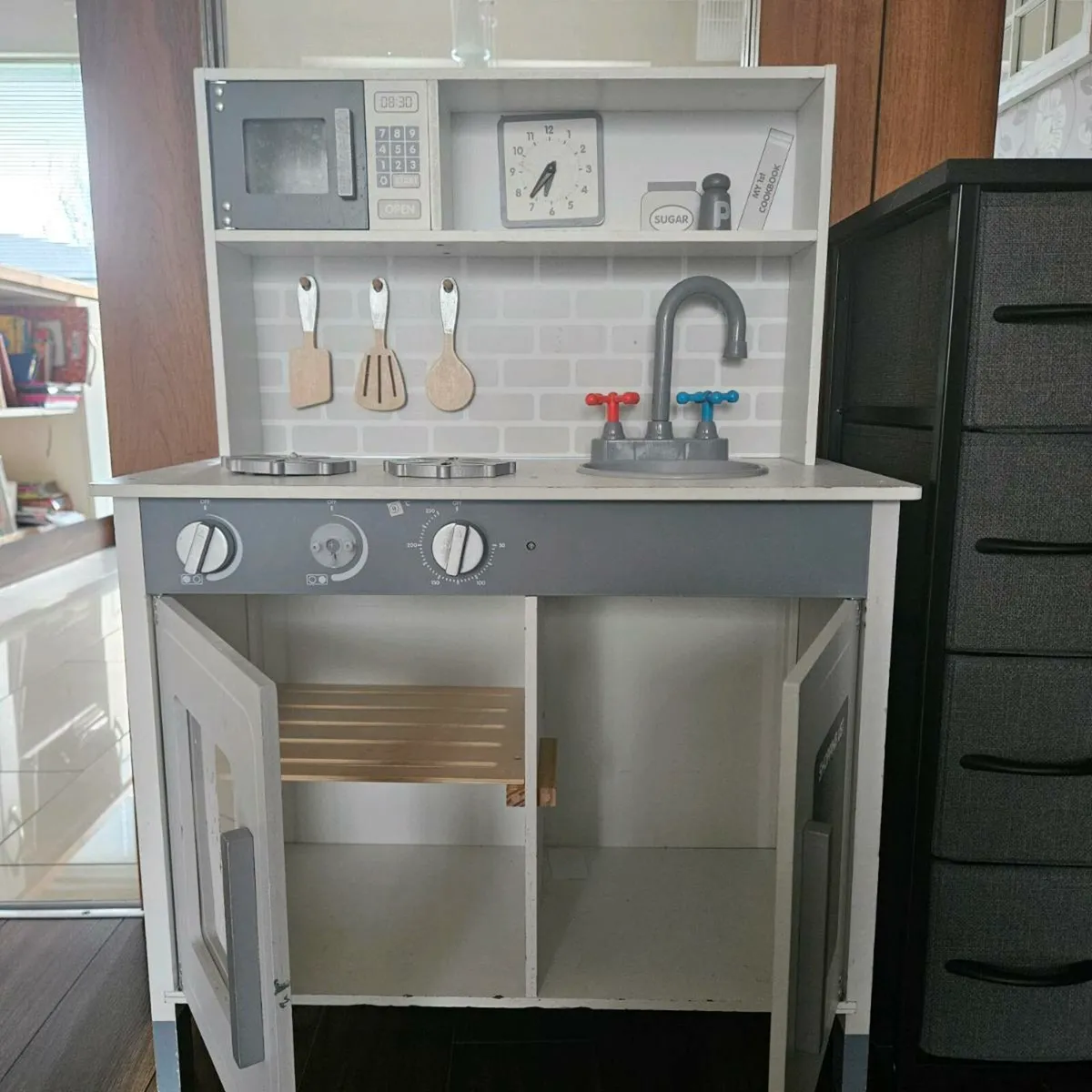 Play kitchen - Image 2