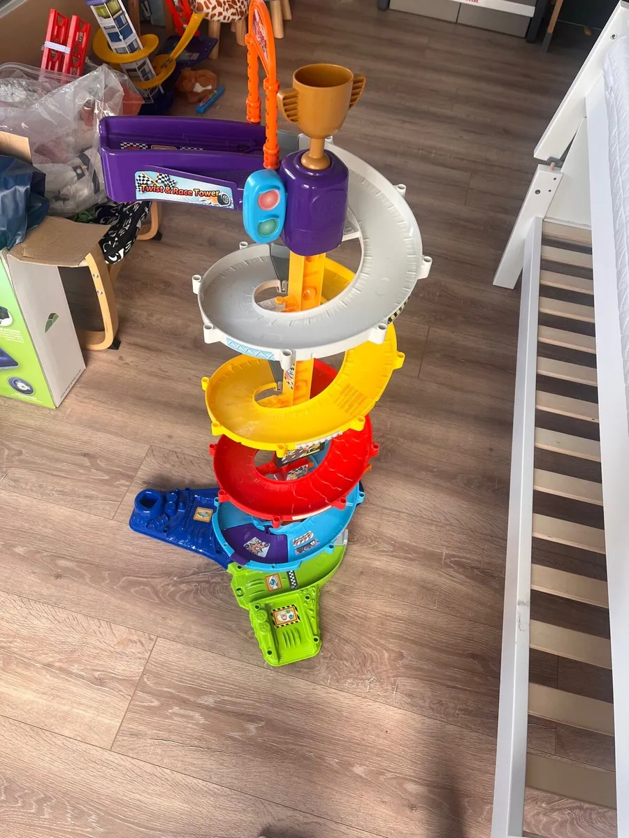 toot toot driver garages - Image 3