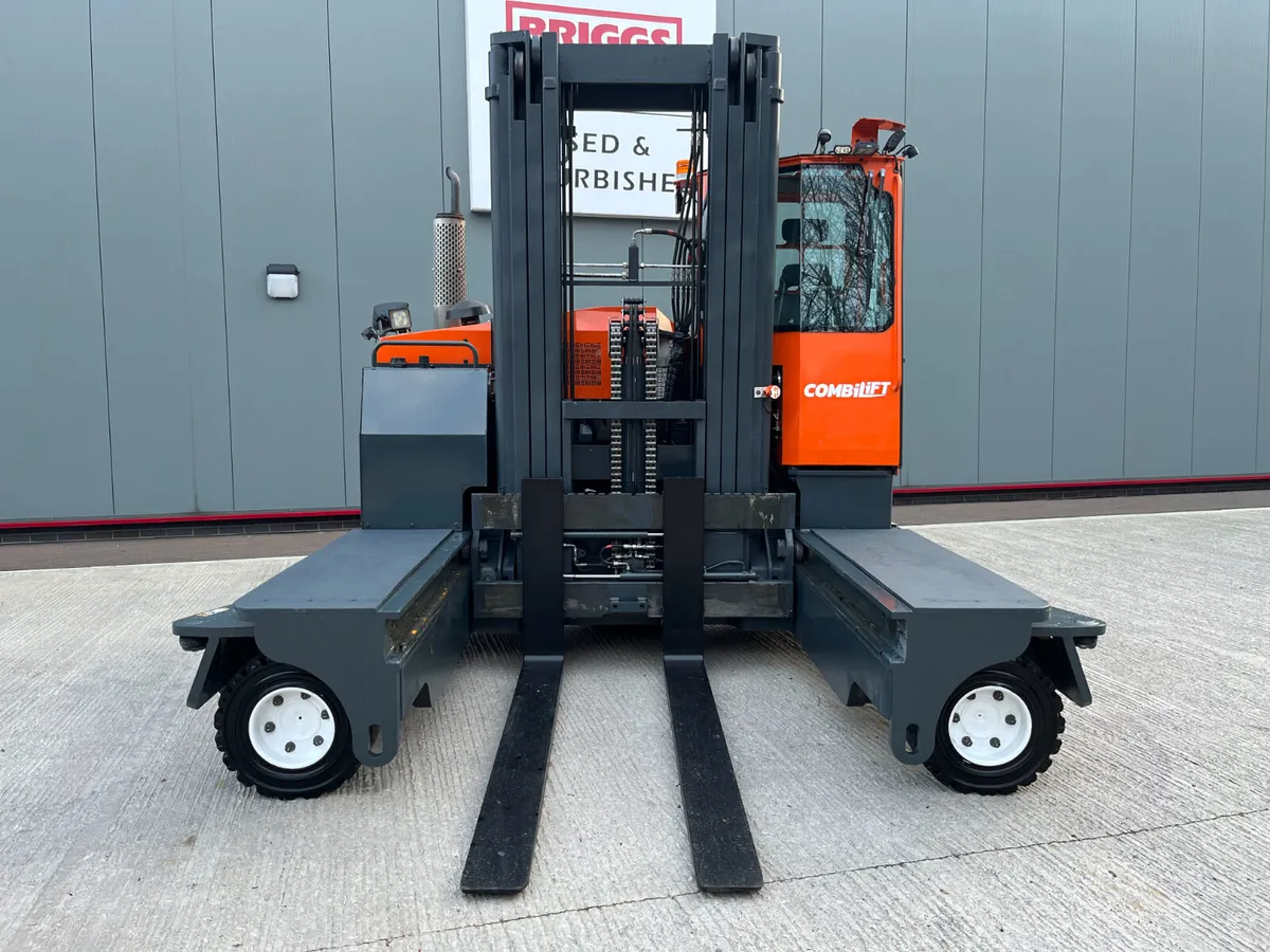 [1] 2019 Combilift C8000 Forklift - Image 3