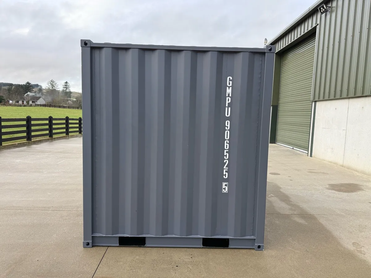 For sale unused 8ft mini storage container - Image 3