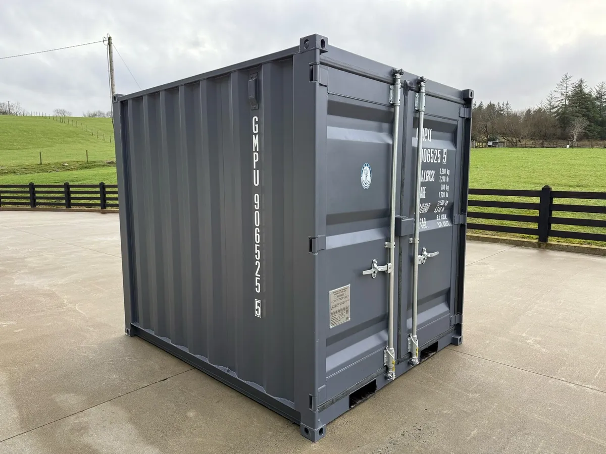 For sale unused 8ft mini storage container - Image 4