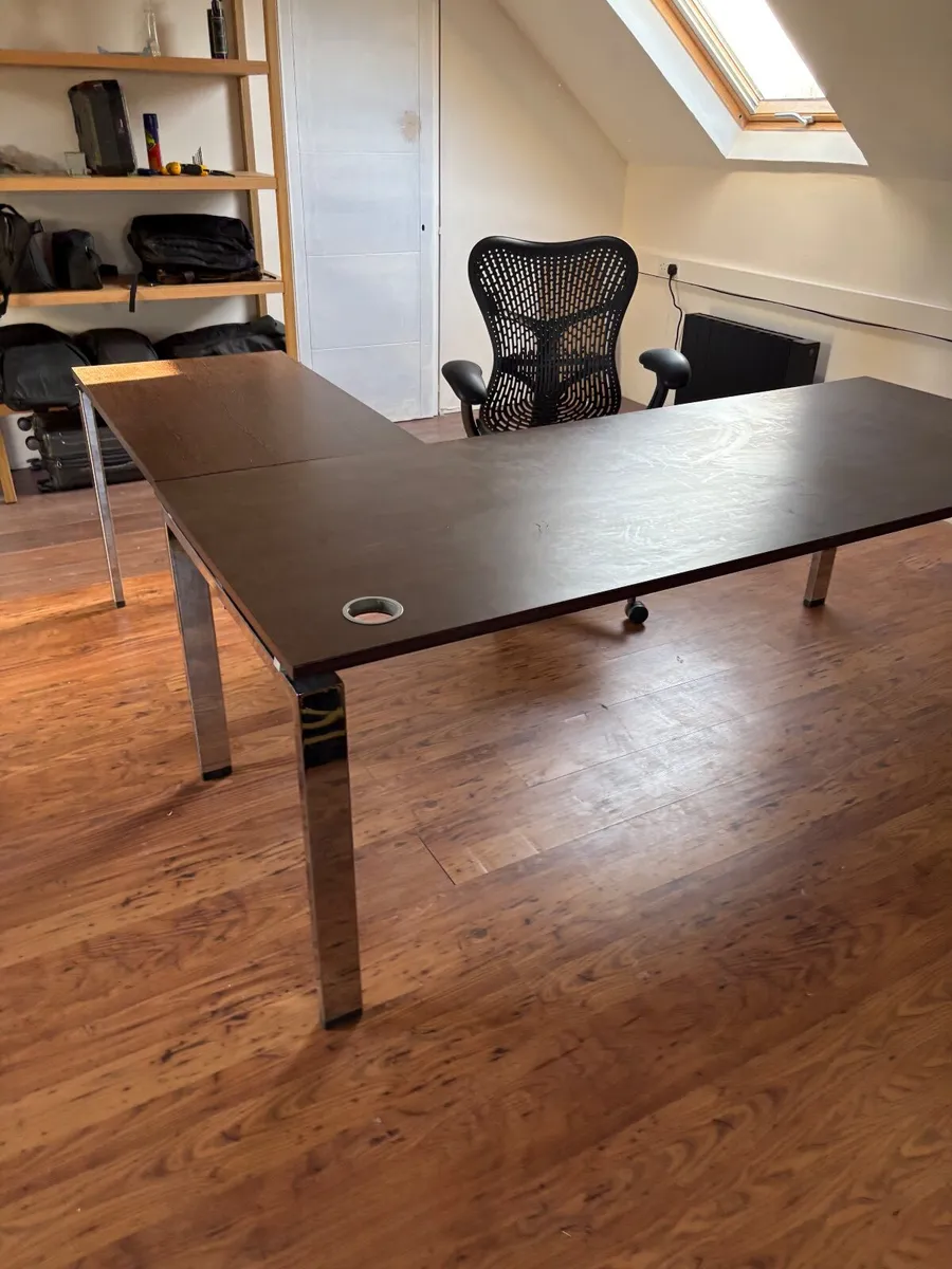 Executive Desk - Image 3