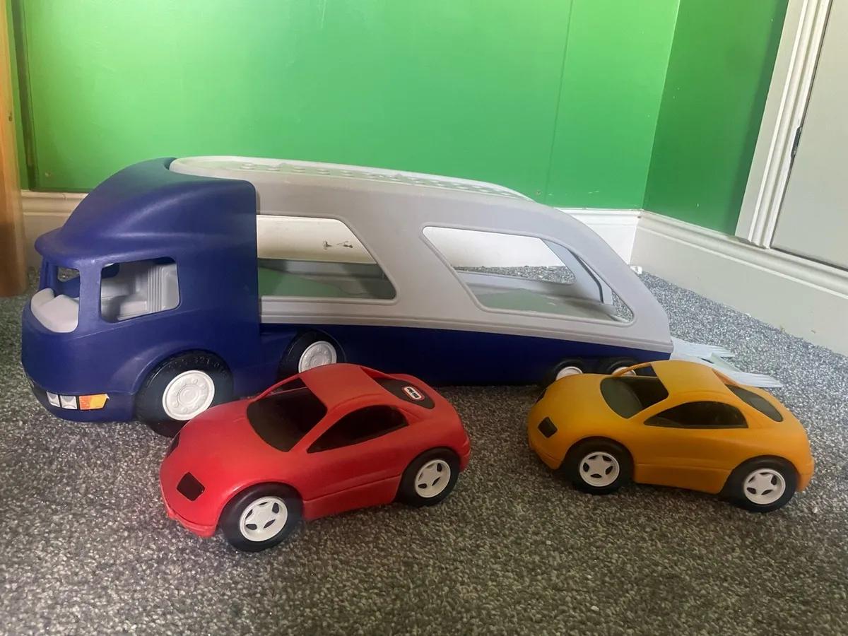 Little Tike Toy truck with 2 cars - Image 1