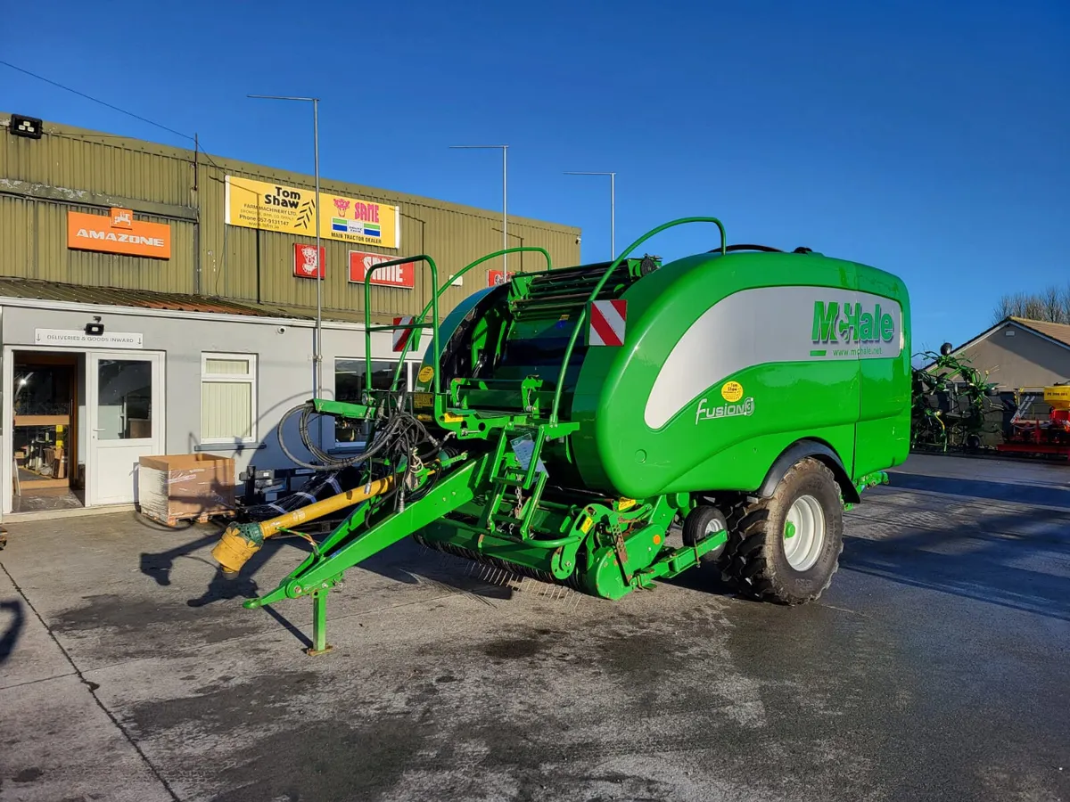 2019 McHale Fusion 3 - Image 1