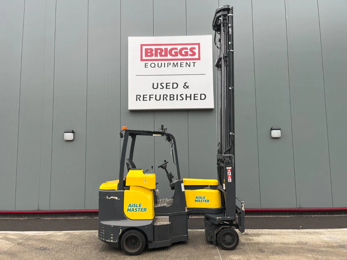 [1] 2019 Aisle Master 20WHE Forklift (REF:11505) - Image 1