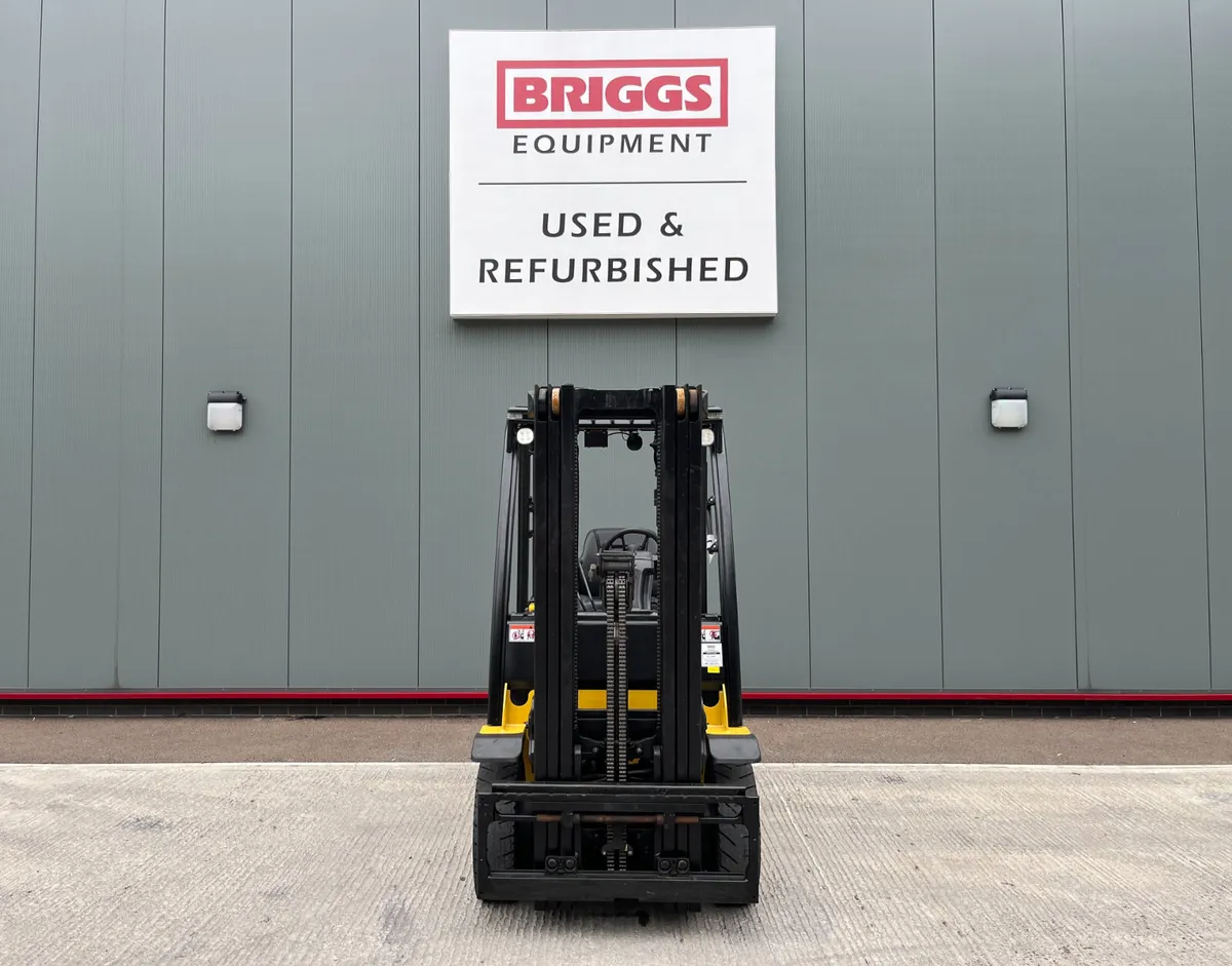 [1] 2020 Yale GDP25VX Forklift (REF:11905) - Image 4