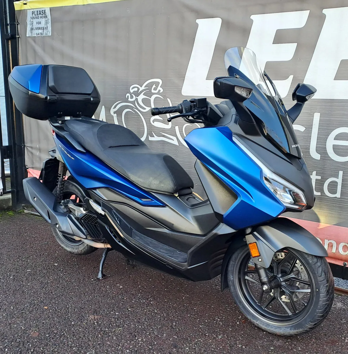 2024 HONDA FORZA 125 - Image 2